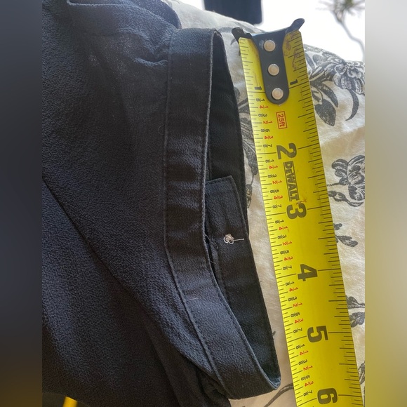 100% Silk Sheer EXPRESS button-up - Picture 9 of 10